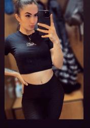 Escorte din - Targu Jiu Romania | Anunturi Matrimoniale / Escorte Sexy  - Telefon:  0735100443 - ✨ O PREZENȚĂ DEOSEBITĂ, MOMENTE SPECIALE ✨

Bună, dragilor! ????

Sunt o persoană feminină, &icirc;ngrijită și rafinată, cu o atitudine caldă și un z&acirc;mbet care &icirc;ți poate face ziua mai frumoasă.  ❤️

&Icirc;mi place să ofer companie plăcută, conversații interesante și momente de relaxare &icirc;ntr-o atmosferă discretă, elegantă și plină de bună dispoziție.  

Pun preț pe respect reciproc, seriozitate și discreție.  Dacă &icirc;ți dorești să cunoști o persoană plăcută, cu stil și bun-simț, te invit să mă contactezi.  ???? 