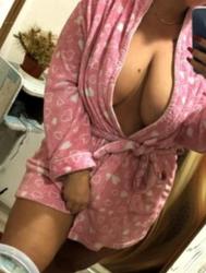 Escorte din - PLOIESTI Romania | Anunturi Matrimoniale / Escorte Sexy  - Telefon:  0734599077 - Escorta apetisanta, dulce si atenta cu tine, locuiesc singura, ofer masaj complet, garantez igiena si seriozitate, sunt o persoana sociabila, educata, ma adresez persoanelor cu bun simt, nu raspund la privat.  Detalii la telefon.  Poze reale 