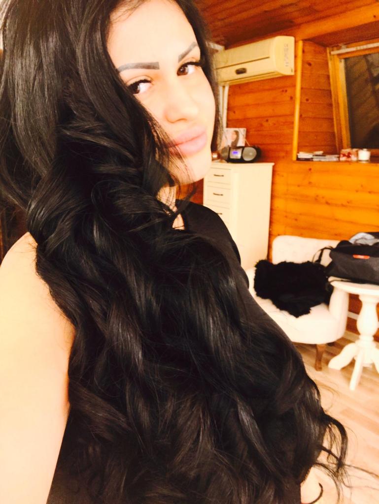 Escorta Sexy - Escorta sexy si atenta la detalii te astept la mine domn serios sa-ti ofer cele mai bune servicii de companie, masaj de relaxare, body cu creme si uleiuri parfumate, esti un domn caruia ii place atmosfera atunci suna-ma, nu iti va parea rau.  Detalii la telefon.  - Telefon: 0754390999  Escorta Sex - Escorta sexy si atenta la detalii te astept la mine domn serios sa-ti ofer cele mai bune servicii de companie, masaj de relaxare, body cu creme si uleiuri parfumate, esti un domn caruia ii place atmosfera atunci suna-ma, nu iti va parea rau.  Detalii la telefon.  - Telefon: 0754390999