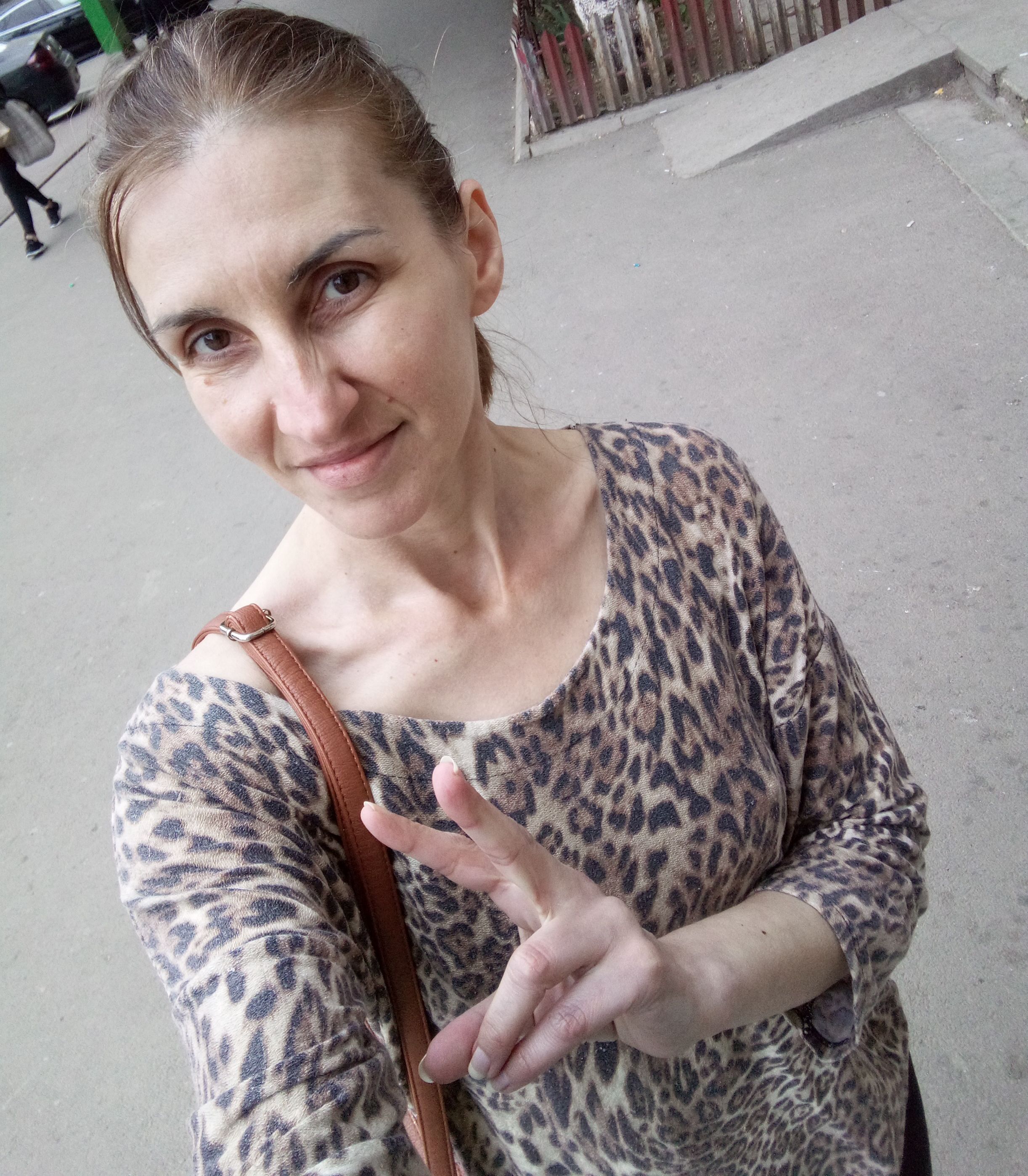 Escorta Sex - Buna pt o relaxare contactează mă folosesc și whatsap poza reală galati particular higienă discreție și seriozitate maxima poza reală galati doar tu și eu particular.  100%reala.  Pt mai multe detalii folosesc și whatsap poza reală.  - Telefon: 0759391074 