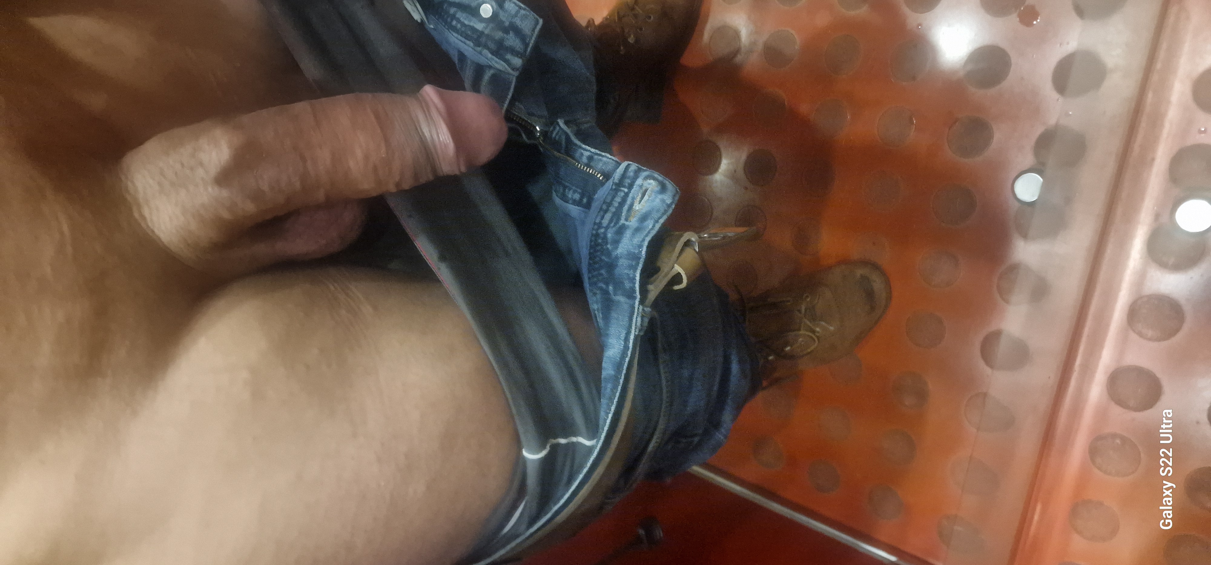 Escorta Sexy - Bună sunt singur ne căsătorit și foarte dotat vreau femei pentru dragoste și prietenie totul o fac din placere mă puteți suna și pe telefon sau pe WhatsApp acept si femei mature totul o fac din placere - Telefon: 0755246385  Escorta Sex - Bună sunt singur ne căsătorit și foarte dotat vreau femei pentru dragoste și prietenie totul o fac din placere mă puteți suna și pe telefon sau pe WhatsApp acept si femei mature totul o fac din placere - Telefon: 0755246385