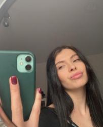 București - Escorta Sexy - Buna sunt Cristina sunt noua in orașul tău sună mă , sunt disponibila non stop, sunt bi, i fac din plăcere