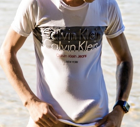 Bucuresti - Escorta Sexy - Salut, ma numesc David , 28 ani , cu locatie .  Va ofer masaj de relaxare erotic si multe alte fantezii, trebuie doar sa fi decis ce vrei! Nu raspund la numere private ! Nu trimit poze xxx! Cei ce au pofta de caterinca vor fi blocati! Mai multe detalii va astept la telefon sau whatsApp! Multumesc