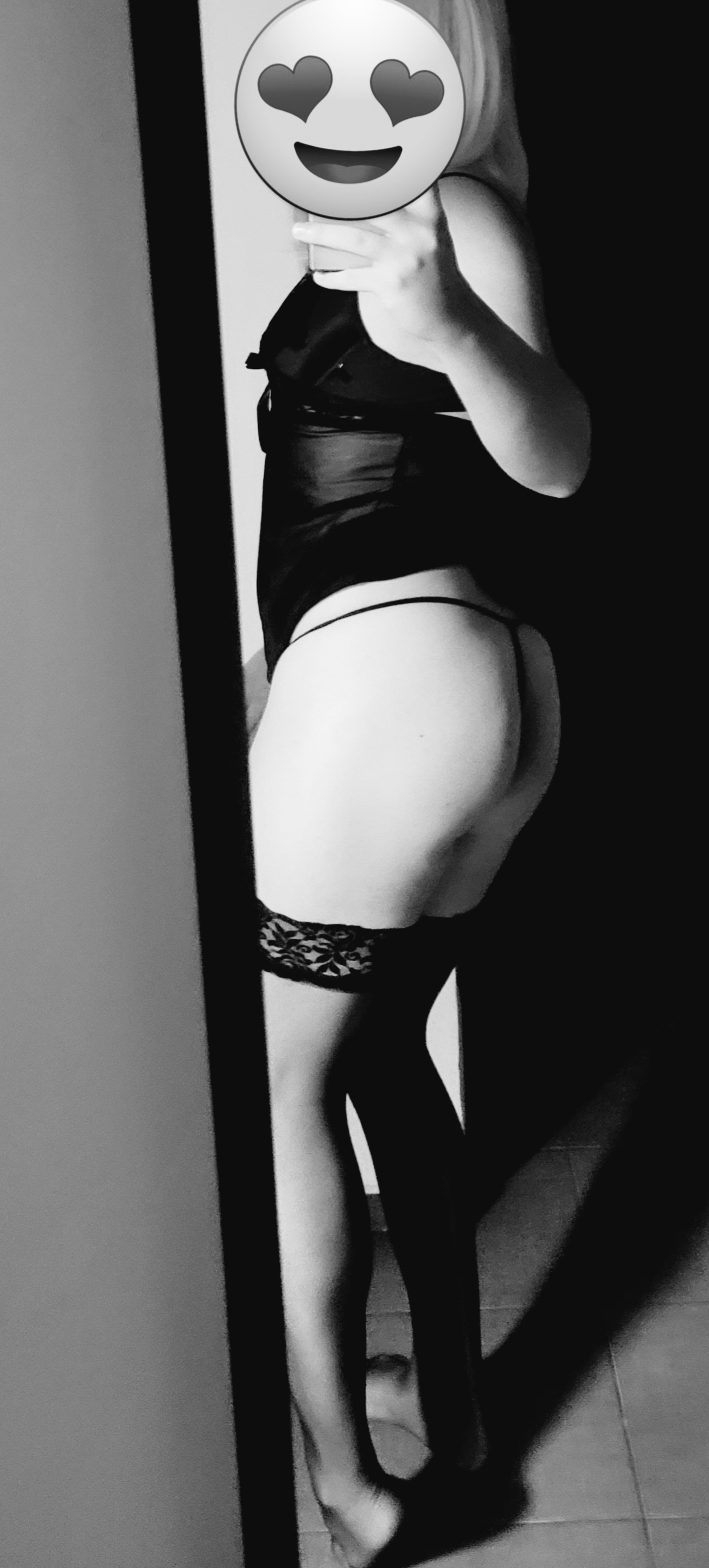 Bucuresti - Escorta Sexy - Buna! Sunt o travestita dulce si finuta, gata sa te rasfete asa cum meriti.  Detalii pe whats app. 