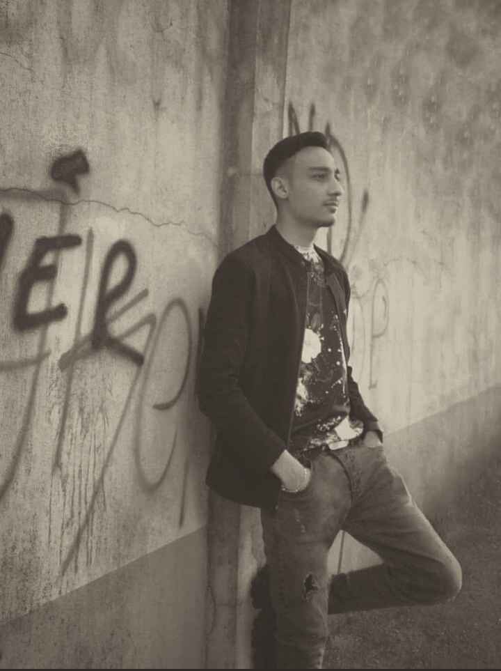 Bucuresti - Escorta Sexy - Ecort aici .  Pentru tine :) 
Î?i ofer? ce tine de activ 
Masaj.  .  
S?rut ocazional 
Folosesc condom a*nal 
Ma deplasez cu uber ul la comanda, de tine