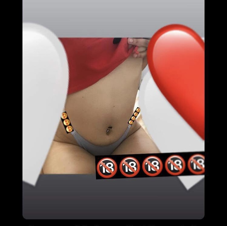 Escorta Sex - Escorta bruneta reala, draguta si cu bun simt ofer companie, masaj terapeutic si masaj corporal de intretinere.  Prosoape curate, igiena.  Pt.  detalii in plus suna-ma.  Detalii la telefon.  - Telefon: 0790371635 