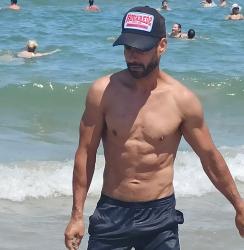 Escorta Oras: Bucuresti - Escorta Telefon: 0785688144 -  Servicii Escorta : Activ dominant , discret , serios