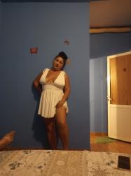 Escorta Oras: Constanta - Escorta Telefon: 0767954031 -  Servicii Escorta : Escorta sexy si atenta la detalii te astept la mine domn serios sa-ti ofer cele mai bune servicii de companie, masaj de relaxare, body cu creme si uleiuri parfumate, esti un domn caruia ii place atmosfera atunci suna-ma, nu iti va parea rau.  Detalii la telefon. 