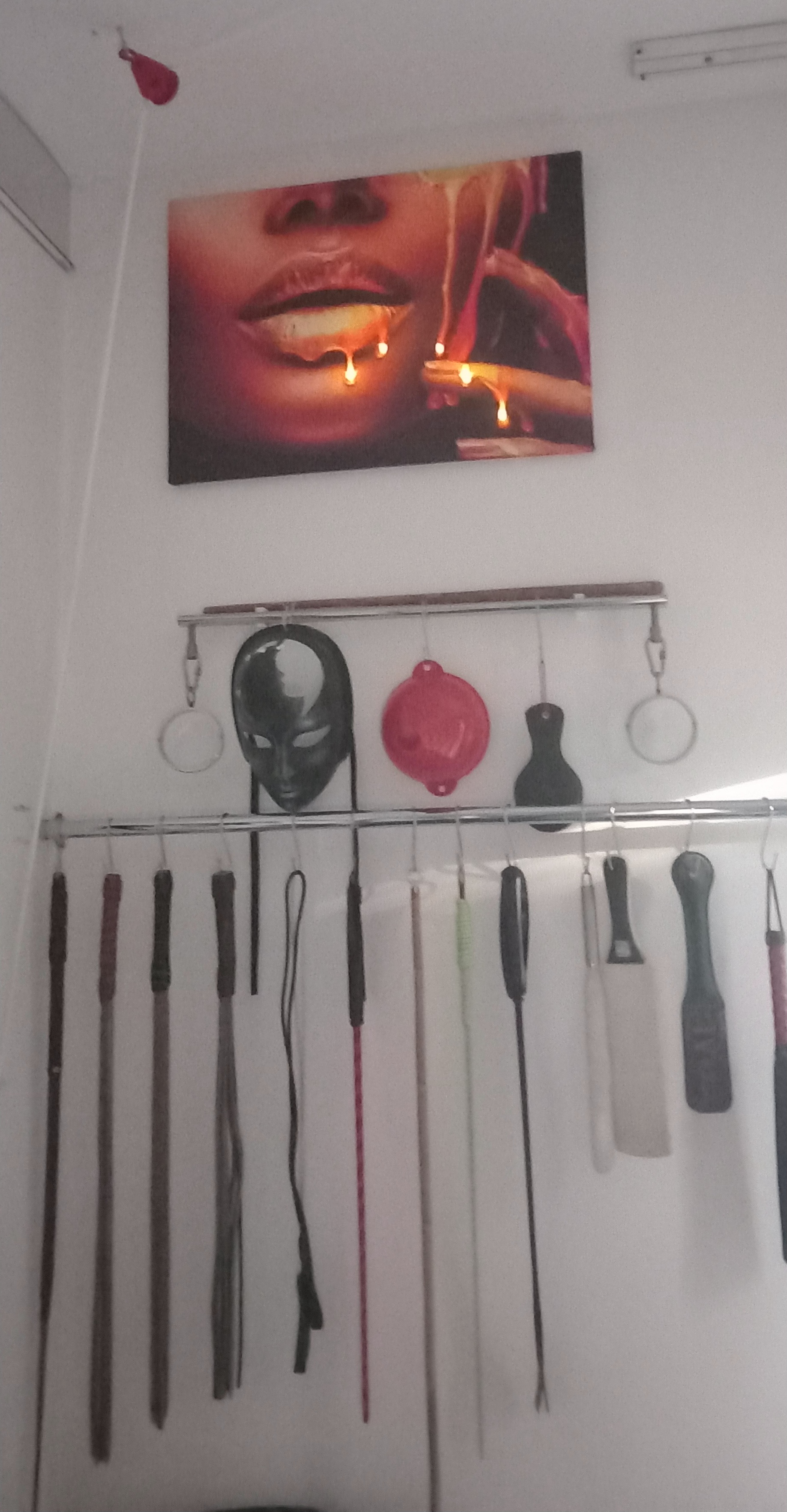 Escorta Sexy - Ești în căutarea unei Stapane ? Ai nimerit exact unde trebuie ! Eu sunt Mistress Melissa si te aștept la picioarele mele umil si ascultator! Ofer sedinte de dominare sclavilor, sclavelor, submisivilor si submisivelor.  Dețin locație special amenajată pt astfel de sedinte , dotata cu diferite dispozitive și ustensile de tortura pt o ședință de neuitat.  Pozele din anunț sunt poze personale făcute în locatie .  ***NU OFER COMPANIE !*** Pt mai multe detalii îmi poți scrie un mesaj pe whatsapp.  - Telefon: 0757414599  Escorta Sex - Ești în căutarea unei Stapane ? Ai nimerit exact unde trebuie ! Eu sunt Mistress Melissa si te aștept la picioarele mele umil si ascultator! Ofer sedinte de dominare sclavilor, sclavelor, submisivilor si submisivelor.  Dețin locație special amenajată pt astfel de sedinte , dotata cu diferite dispozitive și ustensile de tortura pt o ședință de neuitat.  Pozele din anunț sunt poze personale făcute în locatie .  ***NU OFER COMPANIE !*** Pt mai multe detalii îmi poți scrie un mesaj pe whatsapp.  - Telefon: 0757414599