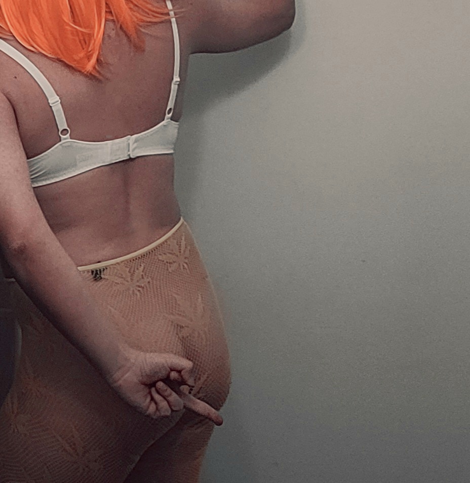 Bucuresti - Escorta Sexy - Buna! Sunt Ema, o travestita dulce, finuta si nimfomana, gata sa te rasfete asa cum meriti.  Ador barbatii dotati si eleganti care vor sa incerce o noua experienta.  Hai sa te relaxezi in compania mea.  Detalii pe whats app. 