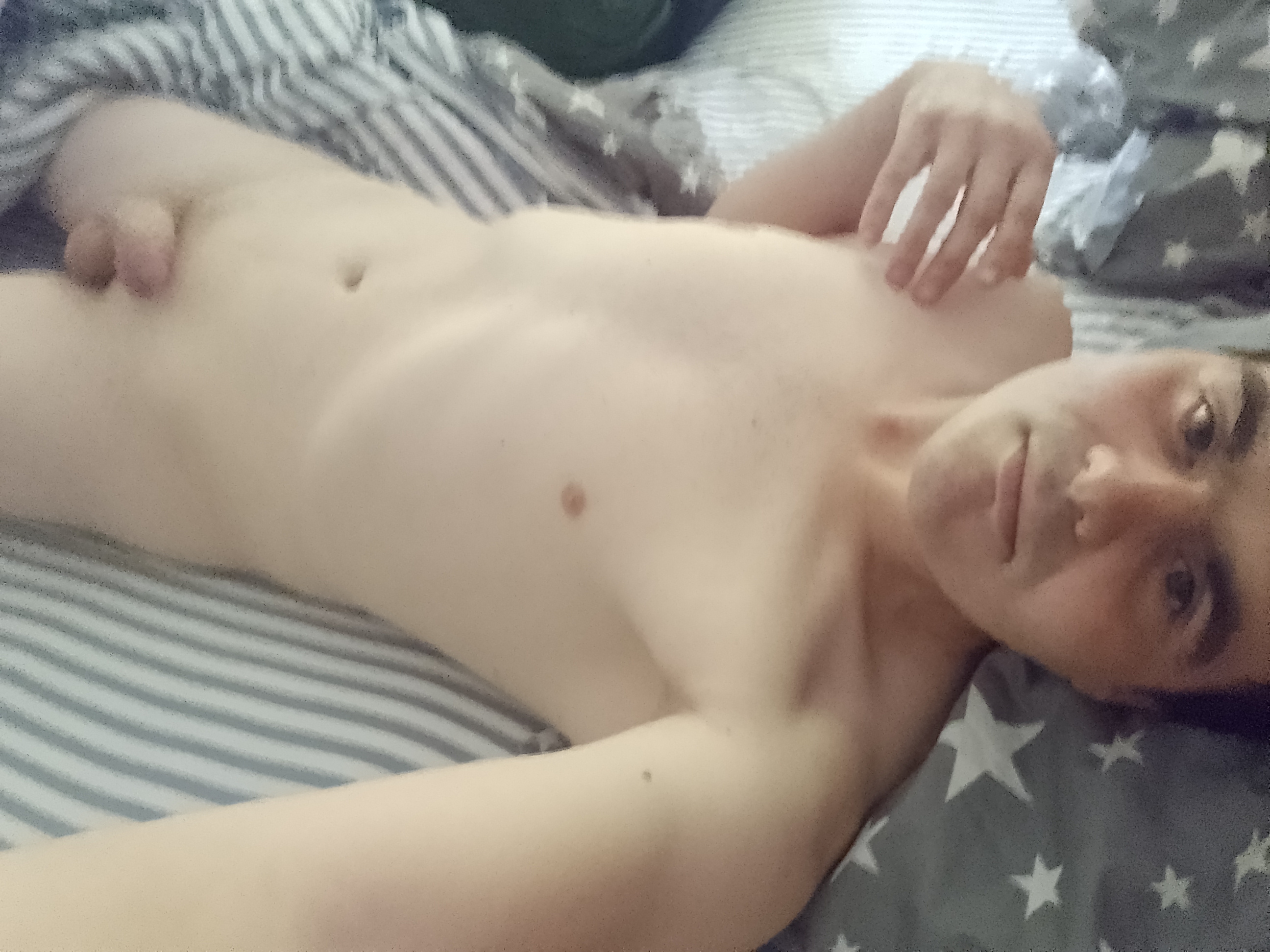 Galați - Escorta Sexy - Eu sunt Marian din Tudor Vladimirescu jude?ul Gala?i sunt doar activ sunt în c?utarea unui pasiv îmi place foarte mult s? o dau la supt cu tot cu sperm? ?i când este culcat? eu nu am loc cei care doresc s? o facem ?i are drumul spre Gala?i a?tept mesaje pe WhatsApp sau la telefon