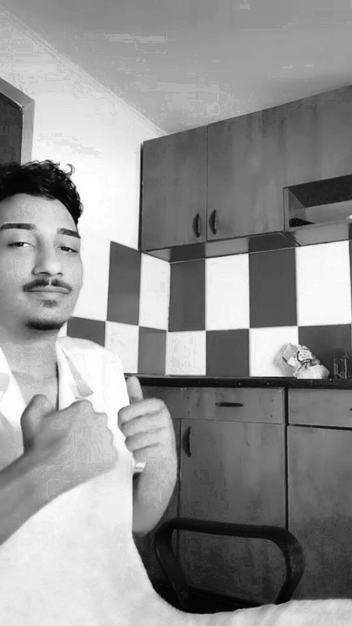 Bucuresti - Escorta Sexy - Ma deplasez 
Scrie mi pe whassapp .  . 