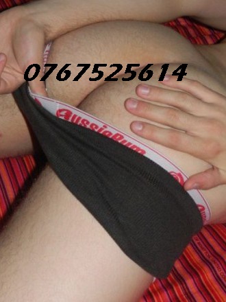 Bucuresti - Escorta Sexy - Osi.  Putem sta si de vorba daca simti nevoia de ati descarca sufletul, putem sta ;si la o cafeluta, te ascul cu rabdare , poti veni cu prpuneri, poti sati aduci si prietena sau sotiea, putem face un trio sau va pot privi in clipele voastre de tandrete, rog si ofer seriozitate, programarea se face cu 30, 45 min inainte