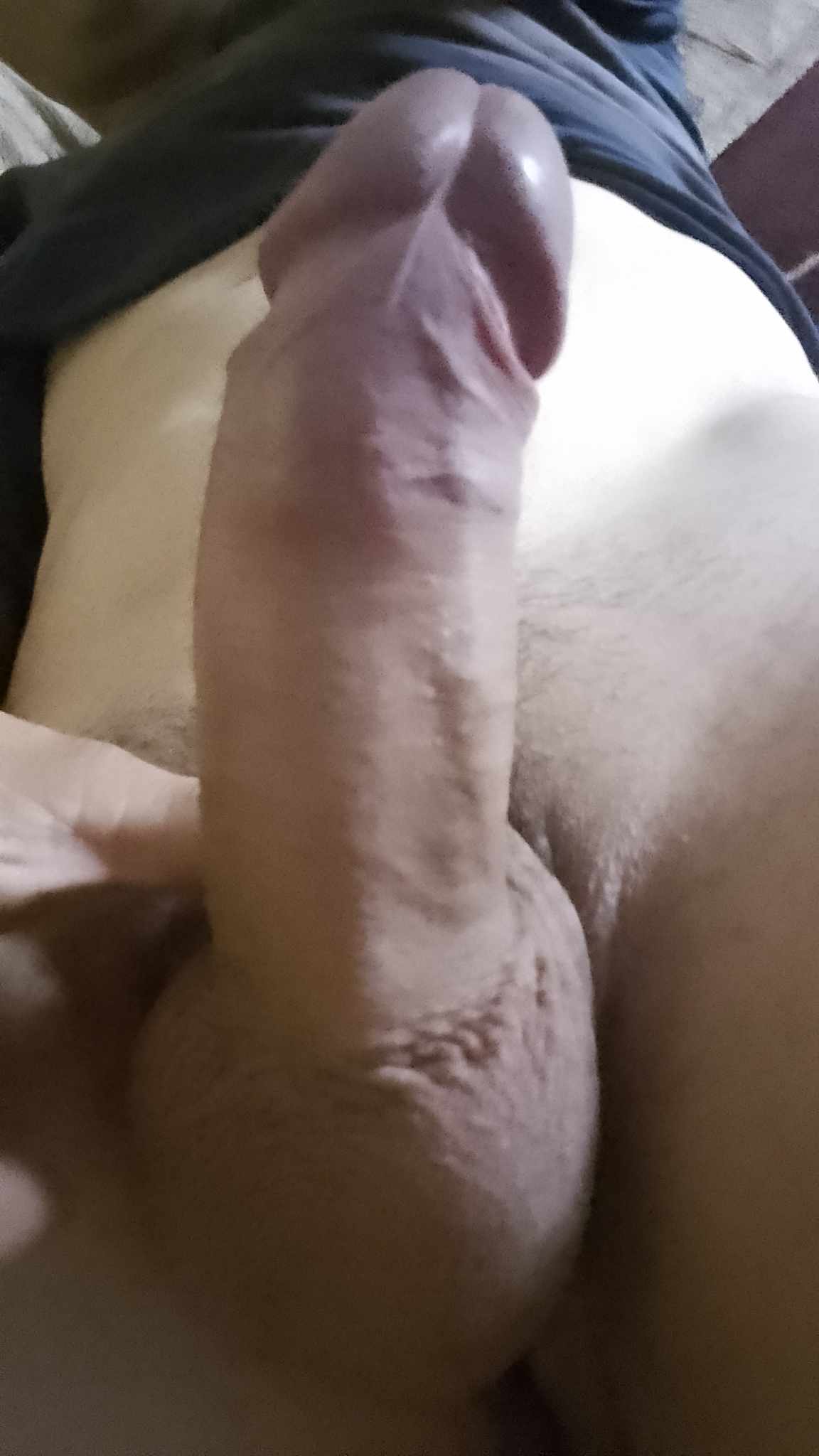 Galați - Escorta Sexy - Eu sunt Marian din Tudor Vladimirescu jude?ul Gala?i sunt doar activ sunt în c?utarea unui pasiv care s? îmi fac? toate pl?cerile îmi place foarte mult s? o dau la supt eu nu am loc dar trebuie s? lu?m o camer? undeva s? o faci a?tept mesaje pe WhatsApp sau la telefon