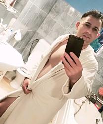 Constanța - Escorta Sexy - Escorta senzuala iti pot oferi companie, masaj de relaxare, intr-o ambianta placuta, clipe linistite la domiciliul meu sau al tau.  Astept domni seriosi si manierati.  Detalii la telefon ASTĂZI SUNT CU MASAJUL PE CONSTANȚA LA LOCAȚIE SUNT TOATE CONDIȚIILE ȘI DISCREȚIE MAXIMA MASAJ NUMAI CU CREME TERAPEUTICE