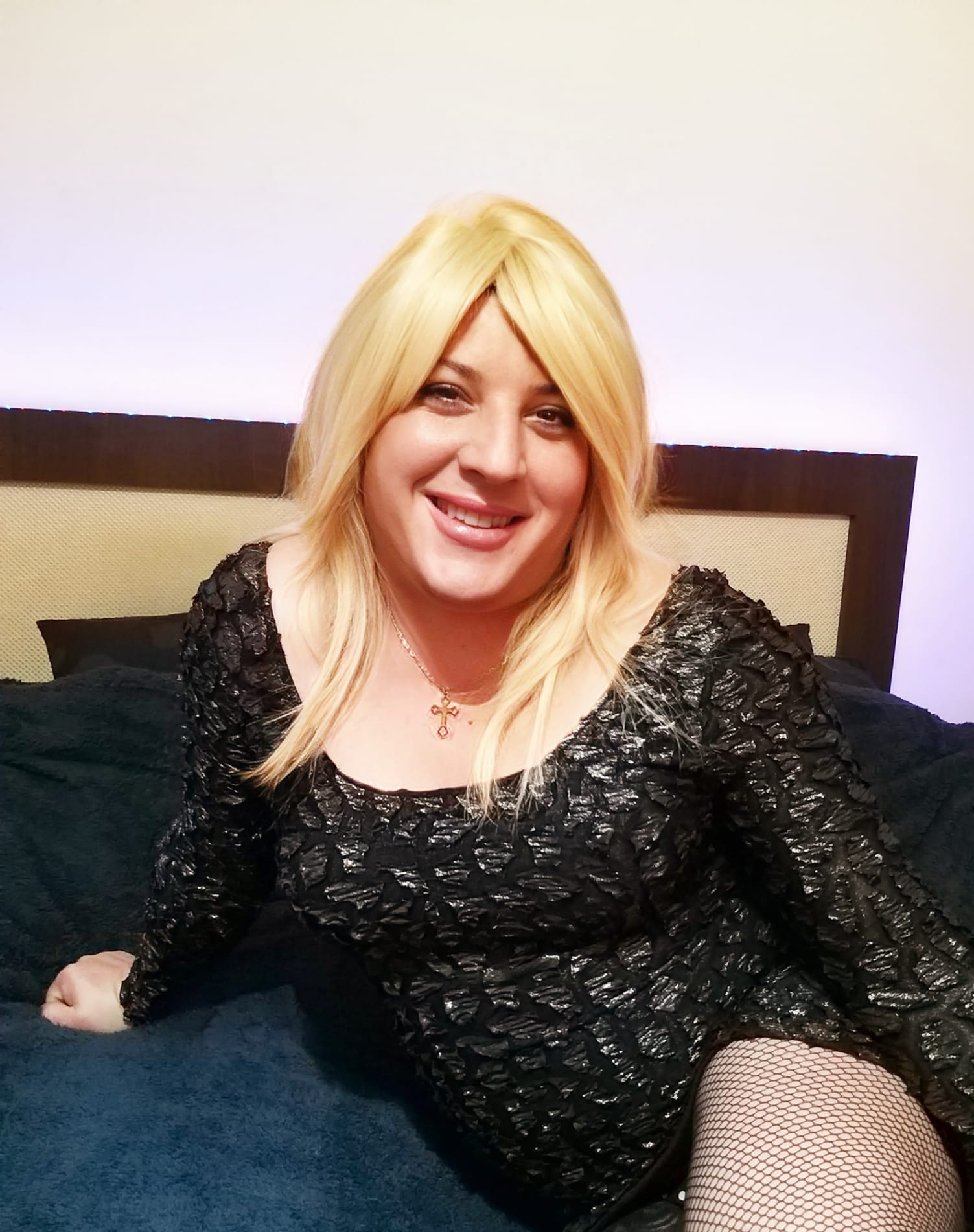 Buzău - Escorta Sexy - Escorta senzuala iti pot oferi companie, masaj de relaxare, intr-o ambianta placuta, clipe linistite la domiciliul meu sau al tau.  Astept domni seriosi si manierati.  Detalii la telefon