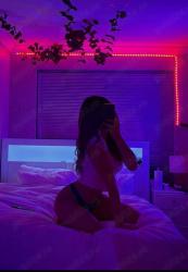 Brașov - Escorta Sexy - ProFIL 100% REAL
Buna dragii mei la mine fără grabă
Pozele îmi aparțin.  .  .  .  
Exact ce vezi in poze 1.  60 înălțime.  58 kg
Aici mă găsiți.  .  .  pentru voi pana seara târziu
Sunt o fire comunicativa si prietenoasa!
Am locație de LUX
Cer ceea ce ofer: Vârsta 18-70 ani
Respect și bun simt !
fără surprize neplăcute , nu vei regreta timpul petrecut alături de mine, din contra vei dori sa ma revezi garantat!!!
Te aștept cu drag sa te relaxezi sa uiți puțin de tot ceea ce te stresează.  
Garantez revenirea.  .  .  

Fac și deplasări!
Nu primesc in stare de ebrietate sau cu accesorii.  .  .  .  sau mărimi mari
Nu deranjați inutil
Mulțumesc pentru înțelegere