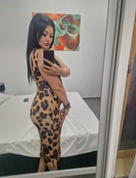 Bucuresti - Escorta Sexy - Buna sunt Miky, apelează-ma și nu vei regreta.  
Sunt o fata cu simțul umorului bine dezvoltat aștept telefonul domnilor bine educați manierați și generoși , garantez revenirea