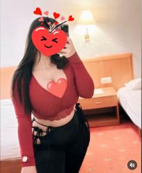 Escorta Oras: Pitești - Escorta Telefon: 0741552756 -  Servicii Escorta : Escorta apetisanta, dulce si atenta cu tine, locuiesc singura, ofer masaj complet, garantez igiena si seriozitate, sunt o persoana sociabila, educata, ma adresez persoanelor cu bun simt, nu raspund la privat.  Detalii la telefon.  Poze reale