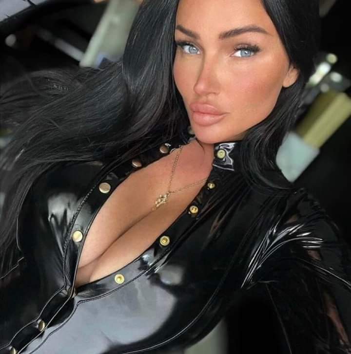 Escorta Oras: Bucuresti Si Toata Tara - Escorta Telefon: 0906760905 - Servicii Escorta : Bună! Sunt o tânără fermecătoare și atrăgătoare. Am un adevărat talent de a crea momente de neuitat, pline de bucurie, emoție și maximă excitare. Lasă-mă să te vrăjesc cu farmecele mele seducătoare și promit să nu-ți ofer nimic altceva decât ce este mai bun pentru tine. Nu te las neterminat! Sună-mă la Nr afișat sau dacă ești timid lasă-mi SMS la Nr 1523 - SEXY. Te aștept cu drag! / Escorta Oras: Bucuresti Si Toata Tara - Escorta Telefon: 0906760905 - Servicii Escorta : Bună! Sunt o tânără fermecătoare și atrăgătoare. Am un adevărat talent de a crea momente de neuitat, pline de bucurie, emoție și maximă excitare. Lasă-mă să te vrăjesc cu farmecele mele seducătoare și promit să nu-ți ofer nimic altceva decât ce este mai bun pentru tine. Nu te las neterminat! Sună-mă la Nr afișat sau dacă ești timid lasă-mi SMS la Nr 1523 - SEXY. Te aștept cu drag! /