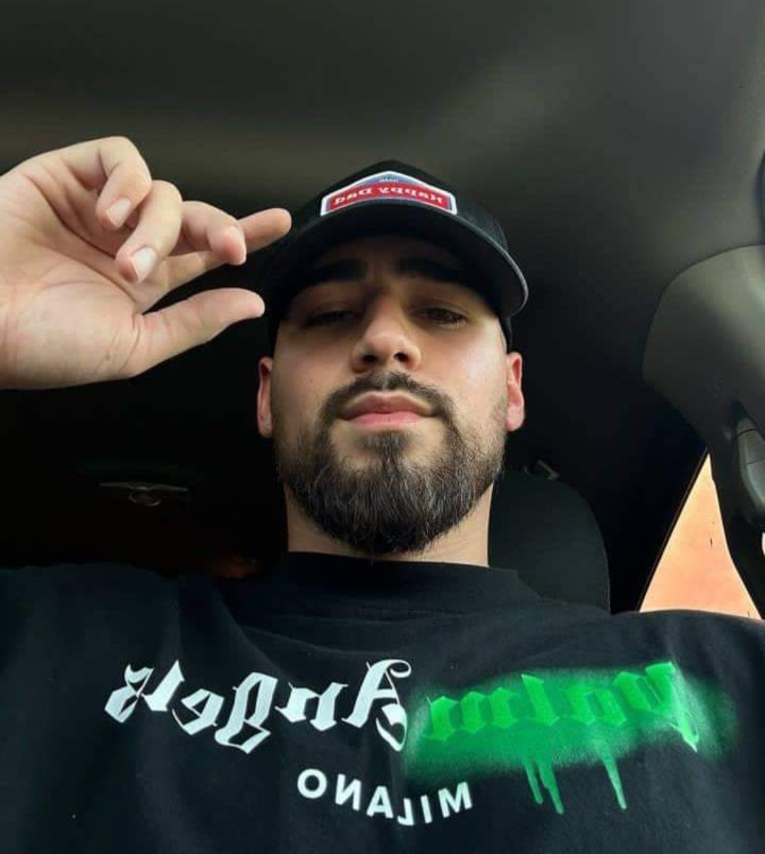 Escorta Oras: Pitesti - Escorta Telefon: 0738212927 -  Servicii Escorta : Te a?tept sa ne distram împreun? prima data  la tine în oras nu evita sa ma suni nu vei regreta nimic. 