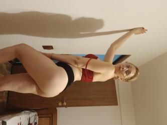 Escorta Sexy - Pitești - Ceea ce vezi în poze vei găsi și în realitate.  
Sunt o fire sociabila cu bun simt și deschisa.  
Anunțul este doar pentru domnii manierați și cu bun simț.  
Nu răspund la numere private! Pitești - Escorta Sexy - Ceea ce vezi în poze vei găsi și în realitate.  
Sunt o fire sociabila cu bun simt și deschisa.  
Anunțul este doar pentru domnii manierați și cu bun simț.  
Nu răspund la numere private!