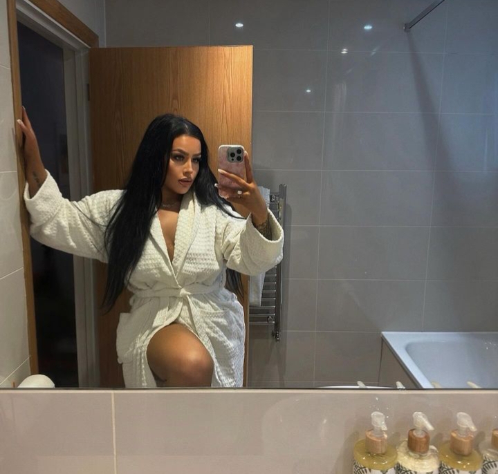 Escorta Sexy - Doar câteva zile în București sunt venit .  nu sunt de aicia masaji duși .  .  singura - Telefon: 0724167988  Escorta Sex - Doar câteva zile în București sunt venit .  nu sunt de aicia masaji duși .  .  singura - Telefon: 0724167988