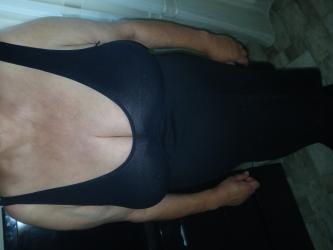 Bucuresti - Escorta Sexy - Doamna matura 57 ani ofer servici și mic masaj  cei interesați aștept sms sau mesaj watap