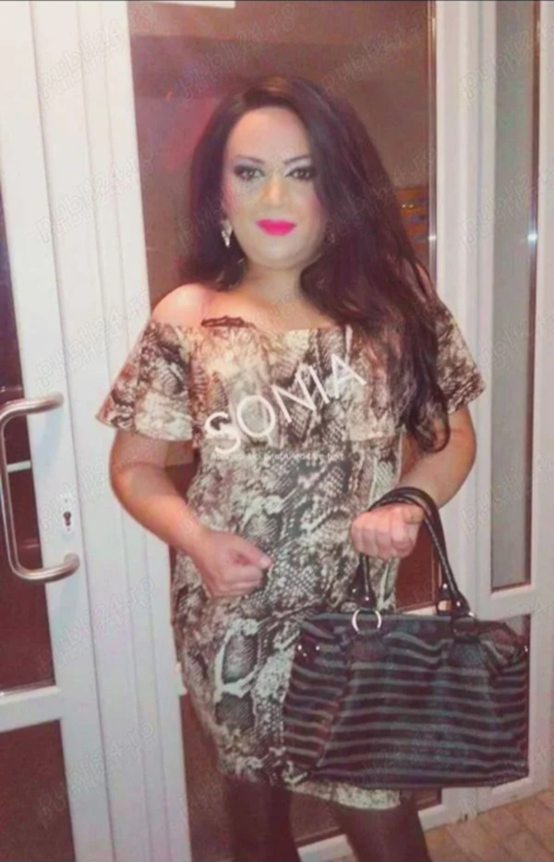 Escorta Oras: Brasov - Escorta Telefon: 0755187881 -  Servicii Escorta : Escorta apetisanta, dulce si atenta cu tine, locuiesc singura, ofer masaj complet, garantez igiena si seriozitate, sunt o persoana sociabila, educata, ma adresez persoanelor cu bun simt, nu raspund la privat.  Detalii la telefon.  Poze reale