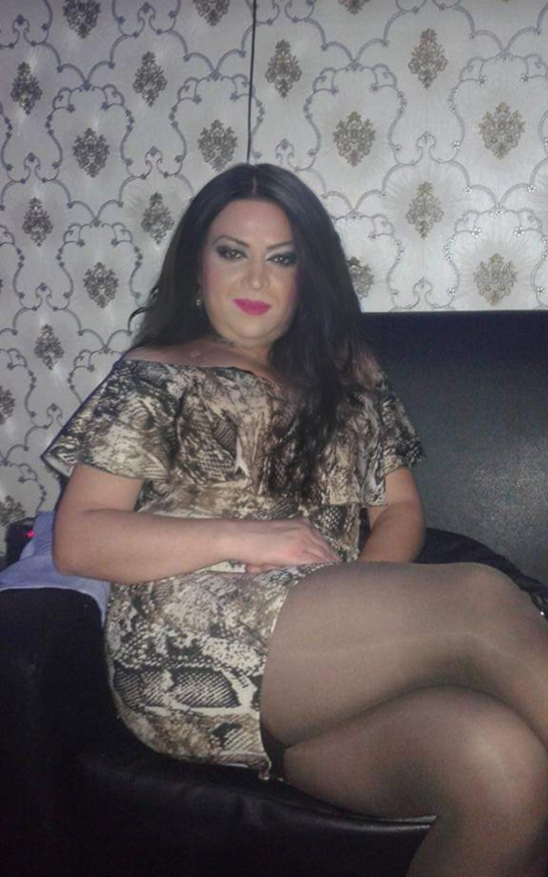 Escorta Oras: Bucuresti - Escorta Telefon: 0755187881 -  Servicii Escorta : Escorta bruneta reala, draguta si cu bun simt ofer companie, masaj terapeutic si masaj corporal de intretinere.  Prosoape curate, igiena.  Pt.  detalii in plus suna-ma.  Detalii la telefon. 