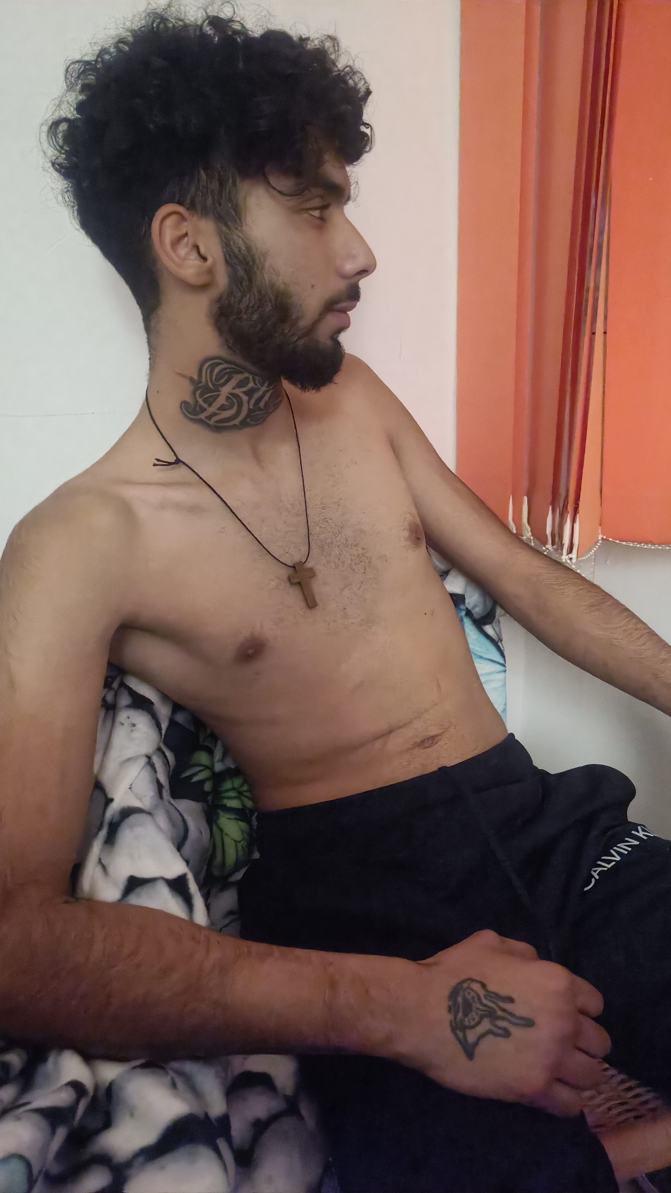 Escorta Oras: București București - Escorta Telefon: 0724450489 -  Servicii Escorta : Escorta senzuala iti pot oferi companie, masaj de relaxare, intr-o ambianta placuta, clipe linistite la domiciliul meu sau al tau.  Astept domni seriosi si manierati.  Detalii la telefon
