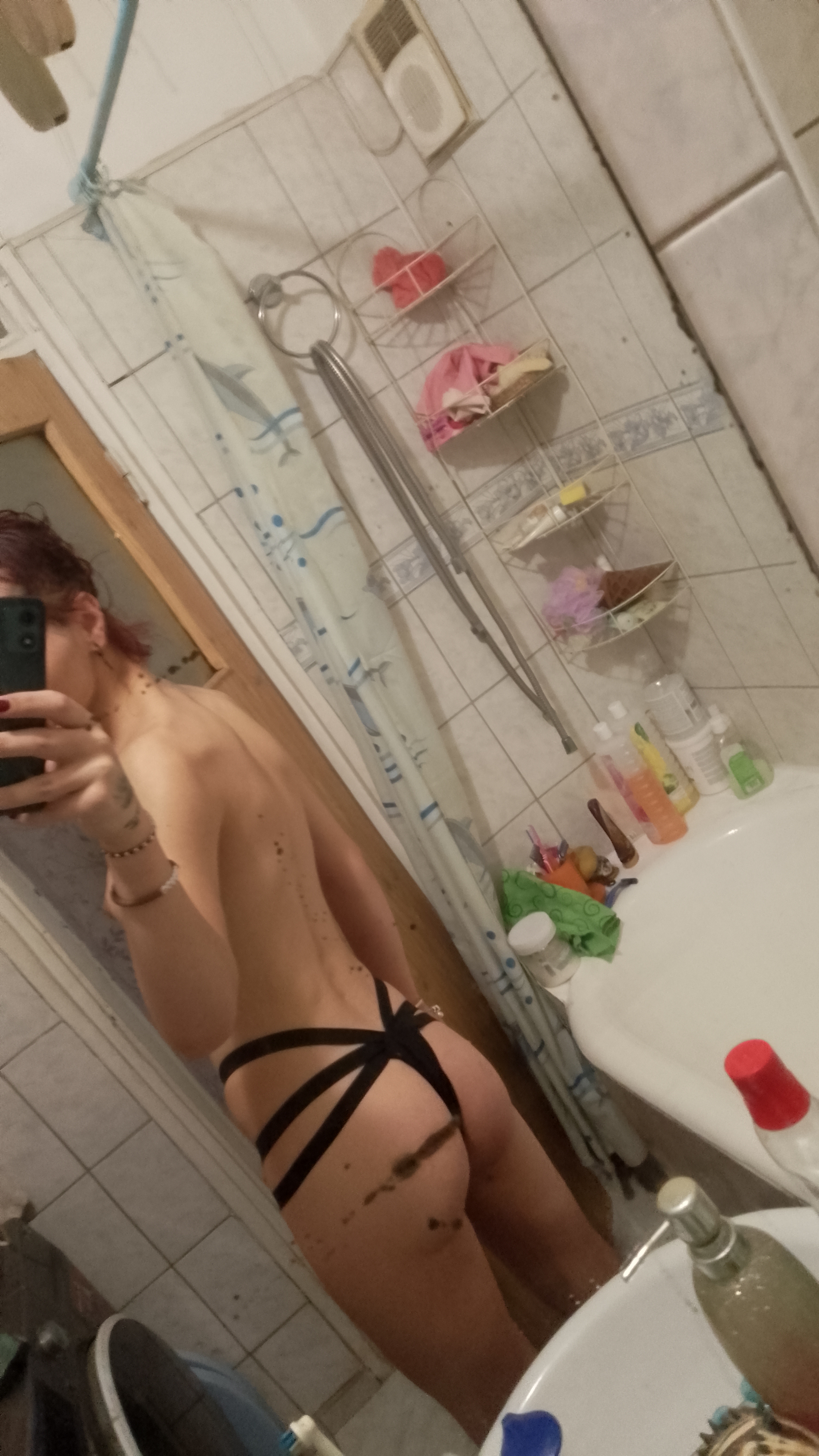 Bucuresti - Escorta Sexy - Bun?!M? numesc Alexandra, unii dintre voi deja m? cunoa?te?i.  Am un trup slim, picioare de Gazel?, fund mic ?i bombat, sâni micu?i din tratament hormonal, microfonul te las s? îl descoperi tu.  .  .  M? descurc cu cei încep?tori, deci dac? e?ti la prima experien?? cu o Femeie Transsexual?, sunt sigur? c? o s? reu?esc s? te fac s? te sim?i în largul t?u.  
Am 25 de ani, 1, 75 în?l?ime, 60 kg.  Nu accept cupluri, Nu accept b?rba?i cu tâmpenii inserate în zona intim?, Nu r?spund la Nr private(ascunse)
Hai s? îmi aflii secretul.  .  . 