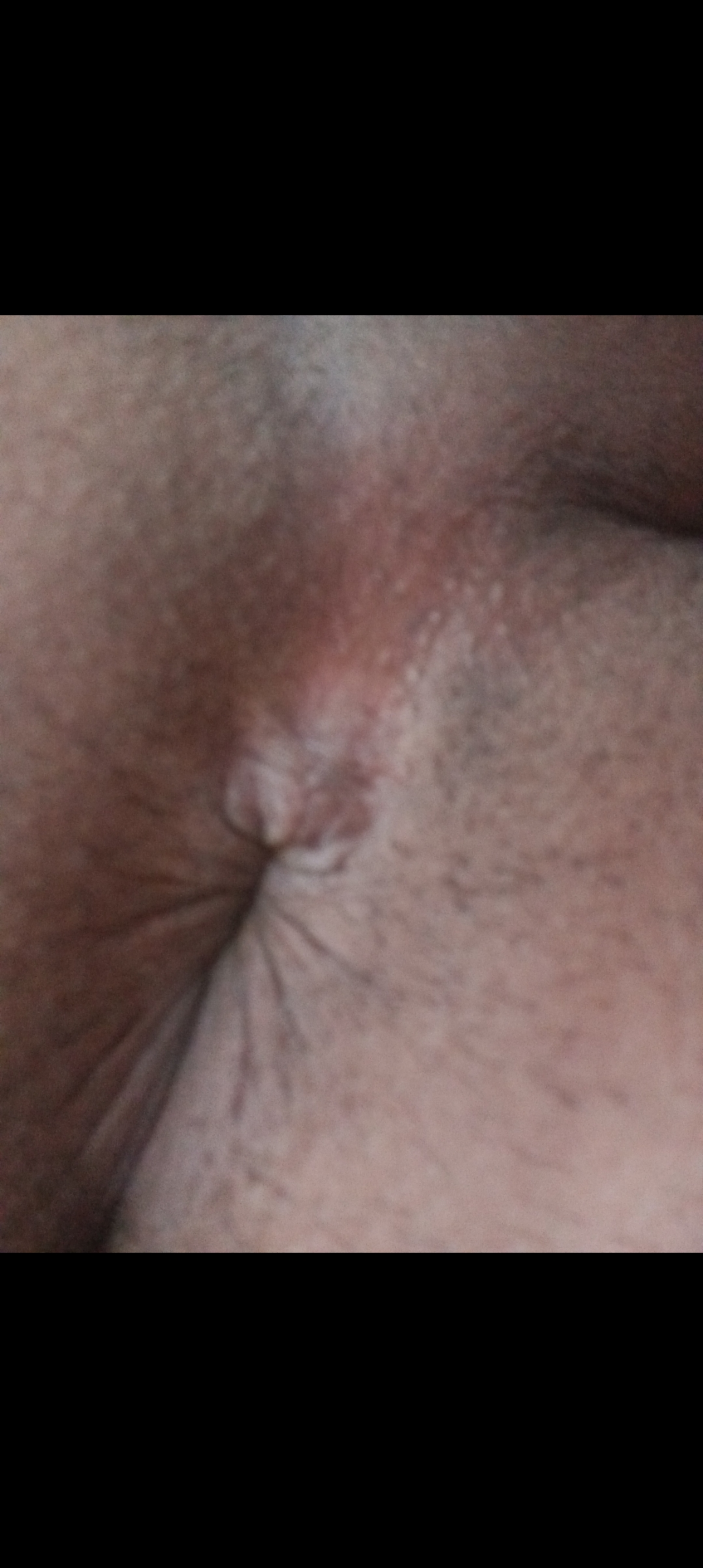 Bucuresti - Escorta Sexy - Tip ok dr?gu?, discret bi pasiv 39 180 80 incepator, caut un tip activ cubdotqre bun? pt ini?iere.  Rog seriozitate si discretie.  Ast sms cu detalii pe whatsapp, nu r?spund la telefon. 