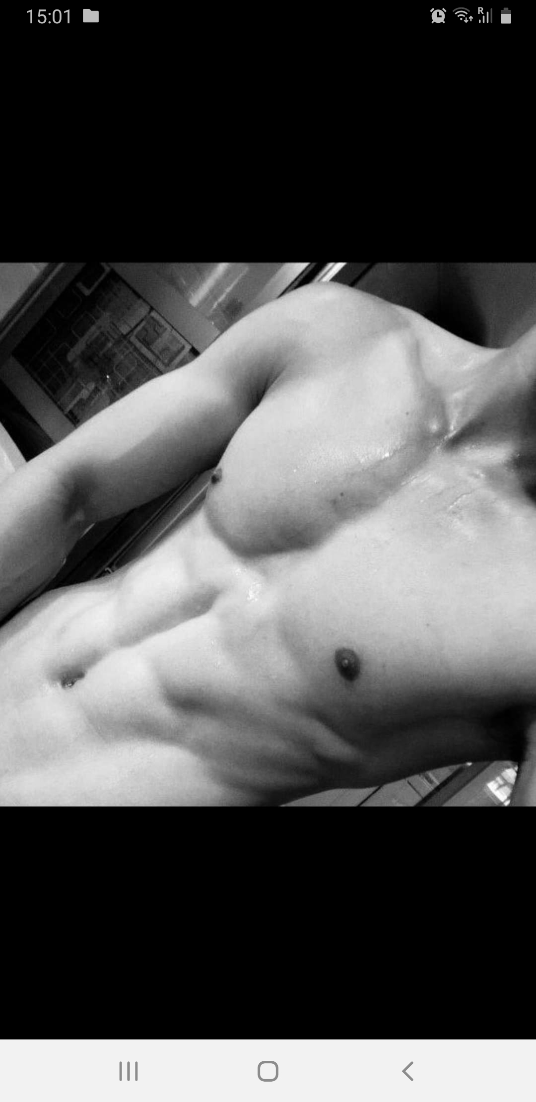 Escorta Sex - Escorta sexy si atenta la detalii te astept la mine domn serios sa-ti ofer cele mai bune servicii de companie, masaj de relaxare, body cu creme si uleiuri parfumate, esti un domn caruia ii place atmosfera atunci suna-ma, nu iti va parea rau.  Detalii la telefon.  - Telefon: 0757337840 