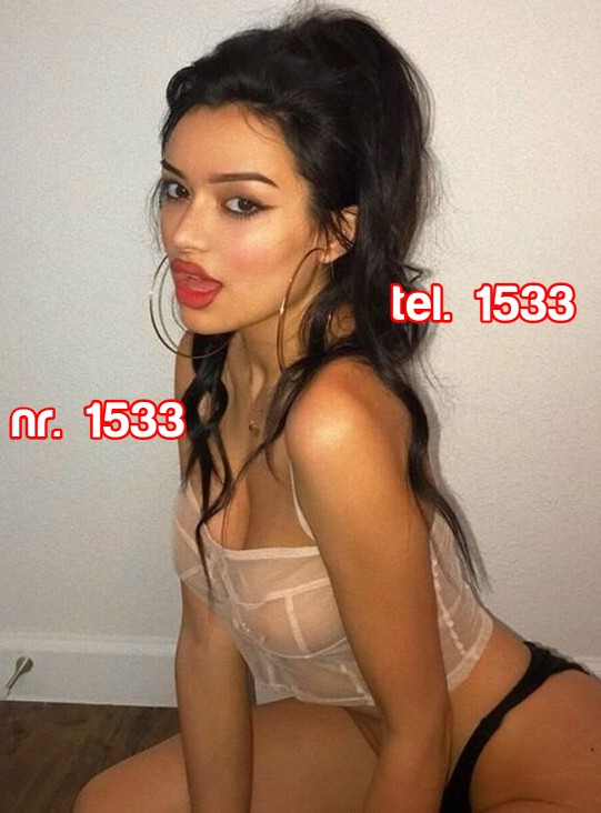 Toata Tara - Escorta Sexy - ❤ 1533 APEL si SMS la 1533 Acum ai acces rapid la cele mai bune fete! Cauti partenera de sex? Acum gasesti repede! Formeaza numarul scurt 1533 si afla numerele fetelor care iti indeplinesc toate fanteziile erotice, chiar din zona ta! Pentru liniste si discretie poti trimite si SMS tot la nr.  1533 cu fatezia ta si o fata sexy si fierbinte va fi la dispozitia ta! Disponibile 24/24 doar pt adulti, tarif 1, 5 eur/min/sms fara tva ❤