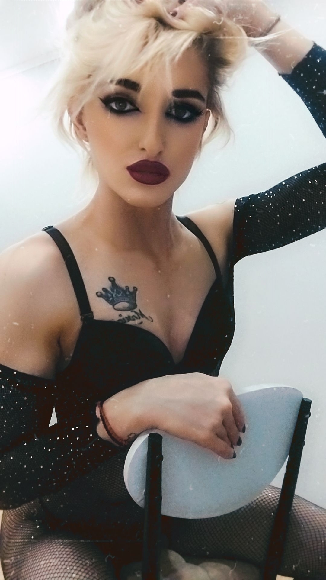 Bucuresti - Escorta Sexy - Escorta sexy si atenta la detalii te astept la mine domn serios sa-ti ofer cele mai bune servicii de companie, masaj de relaxare, body cu creme si uleiuri parfumate, esti un domn caruia ii place atmosfera atunci suna-ma, nu iti va parea rau.  Detalii la telefon. 