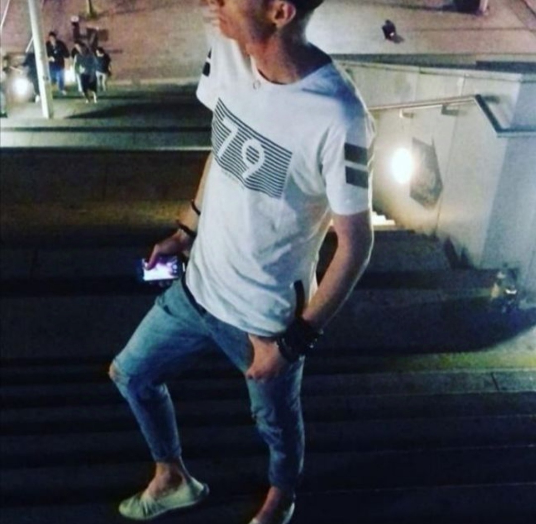 Escorta Oras: Bucuresti - Escorta Telefon: 0720163801 -  Servicii Escorta : Escorta senzuala iti pot oferi companie, masaj de relaxare, intr-o ambianta placuta, clipe linistite la domiciliul meu sau al tau.  Astept domni seriosi si manierati.  Detalii la telefon