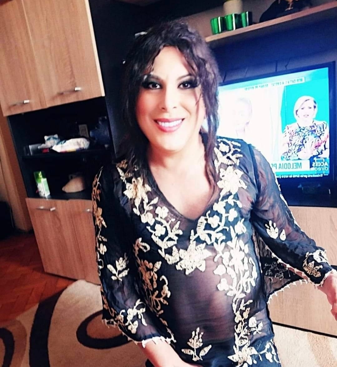 Escorta Oras: Bucuresti - Escorta Telefon: 0760099886 -  Servicii Escorta : Escorta stramta sexy te astept la mine domn serios sa-ti ofer cele mai bune servicii de companie, masaj .  , esti un domn caruia ii place atmosfera atunci suna-ma, nu iti va parea rau.  Detalii la telefon