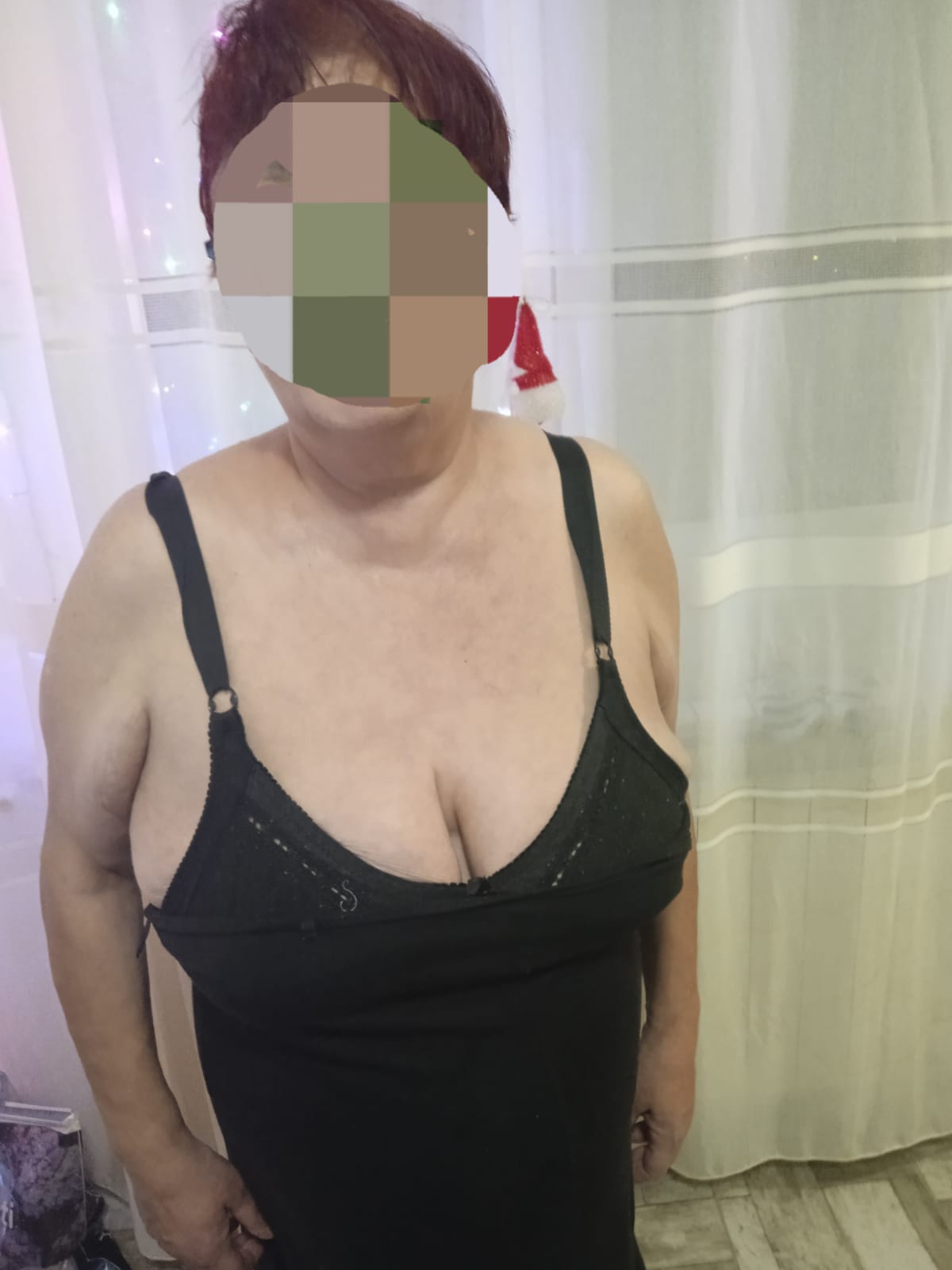 Escorta Sexy - Doamna matura ofer servici și un mic masaj de relaxare domnilor generoși aștept mesaj watap - Telefon: 0728062097  Escorta Sex - Doamna matura ofer servici și un mic masaj de relaxare domnilor generoși aștept mesaj watap - Telefon: 0728062097