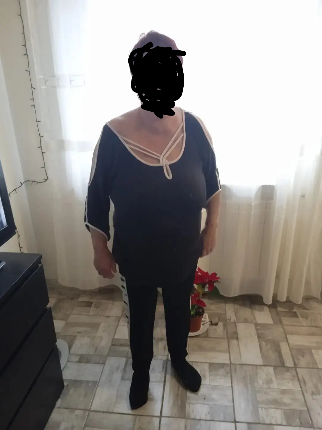 Escorta Sex - Matura roscata reala draguta di cu bun simt ofer servici de calitate si un mic masaj de relaxare contra cost domnilor manierati - Telefon: 0793523703 