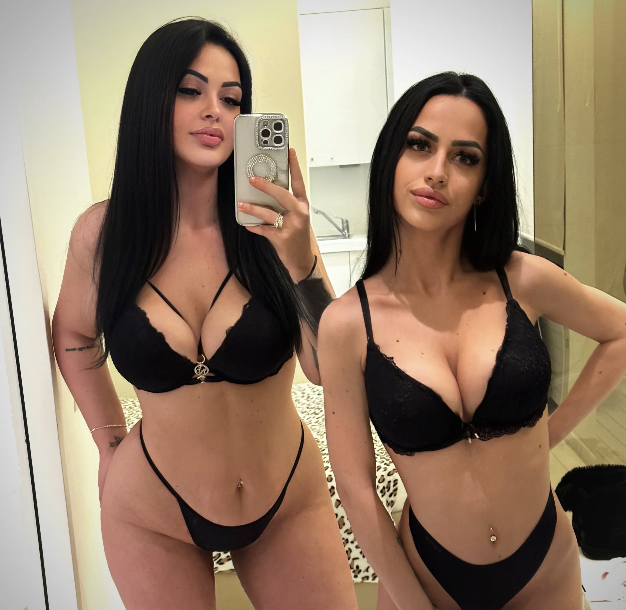 Escorta Oras: Bistrita - Escorta Telefon: 0793654445 -  Servicii Escorta : Escorta bruneta, dulce si senzuala te astept la mine domn serios sa-ti ofer cele mai bune servicii de companie, masaj de relaxare, body cu creme si uleiuri parfumate.  Daca esti un domn caruia ii place atmosfera atunci suna-ma, nu iti va parea rau.  Detalii la telefon.  Contact Telegram !