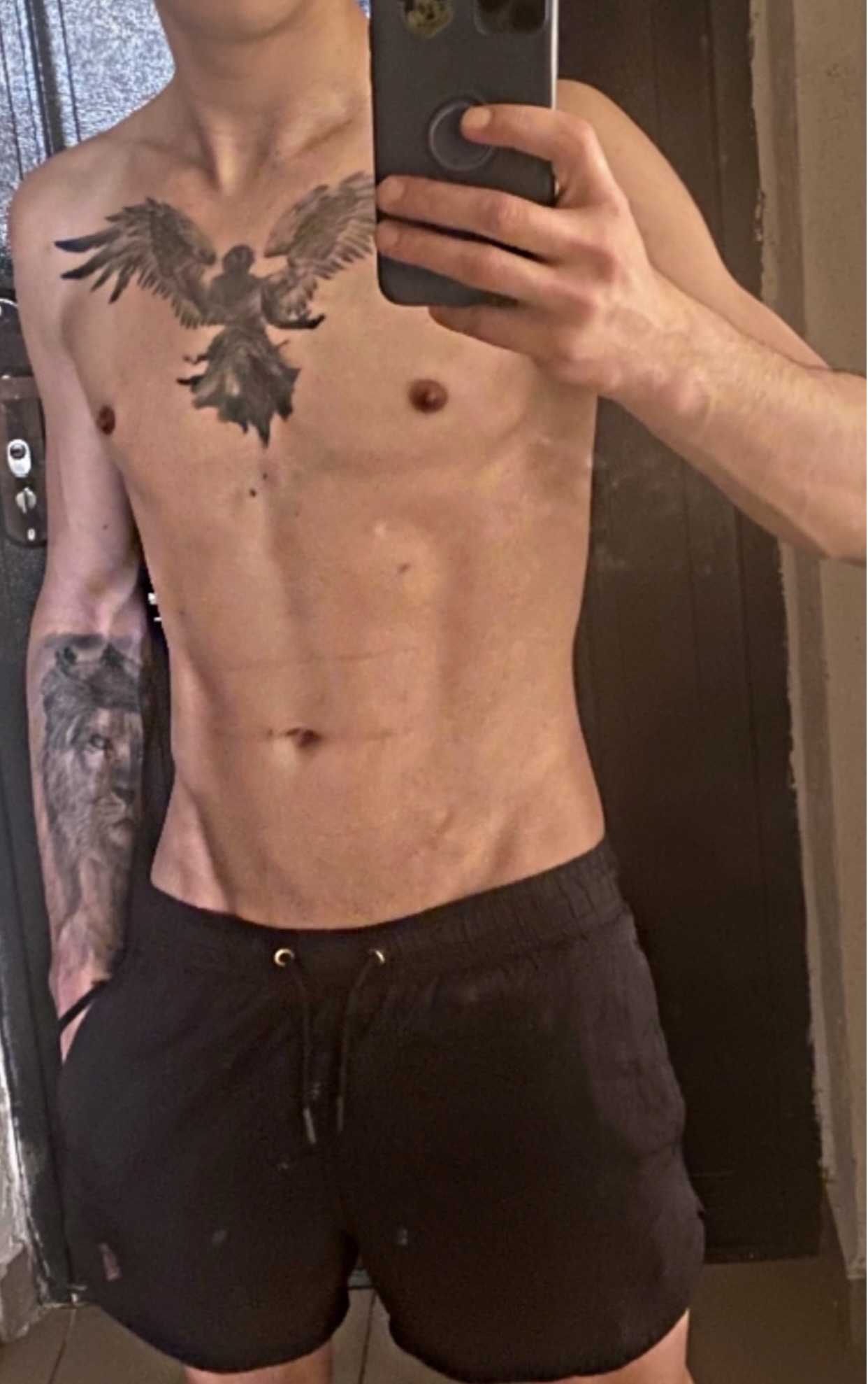 Escorta Oras: Bucuresti - Escorta Telefon: 0771215116 -  Servicii Escorta : Salut, ma numesc David , cu locatie .  Va ofer masaj de relaxare erotic si multe alte fantezii, .  trebuie doar sa fi decis ce vrei! Nu raspund la numere private ! Nu trimit poze xxx! Cei ce au pofta de caterinca vor fi blocati! Mai multe detalii va astept la telefon sau whatsApp! Multumesc