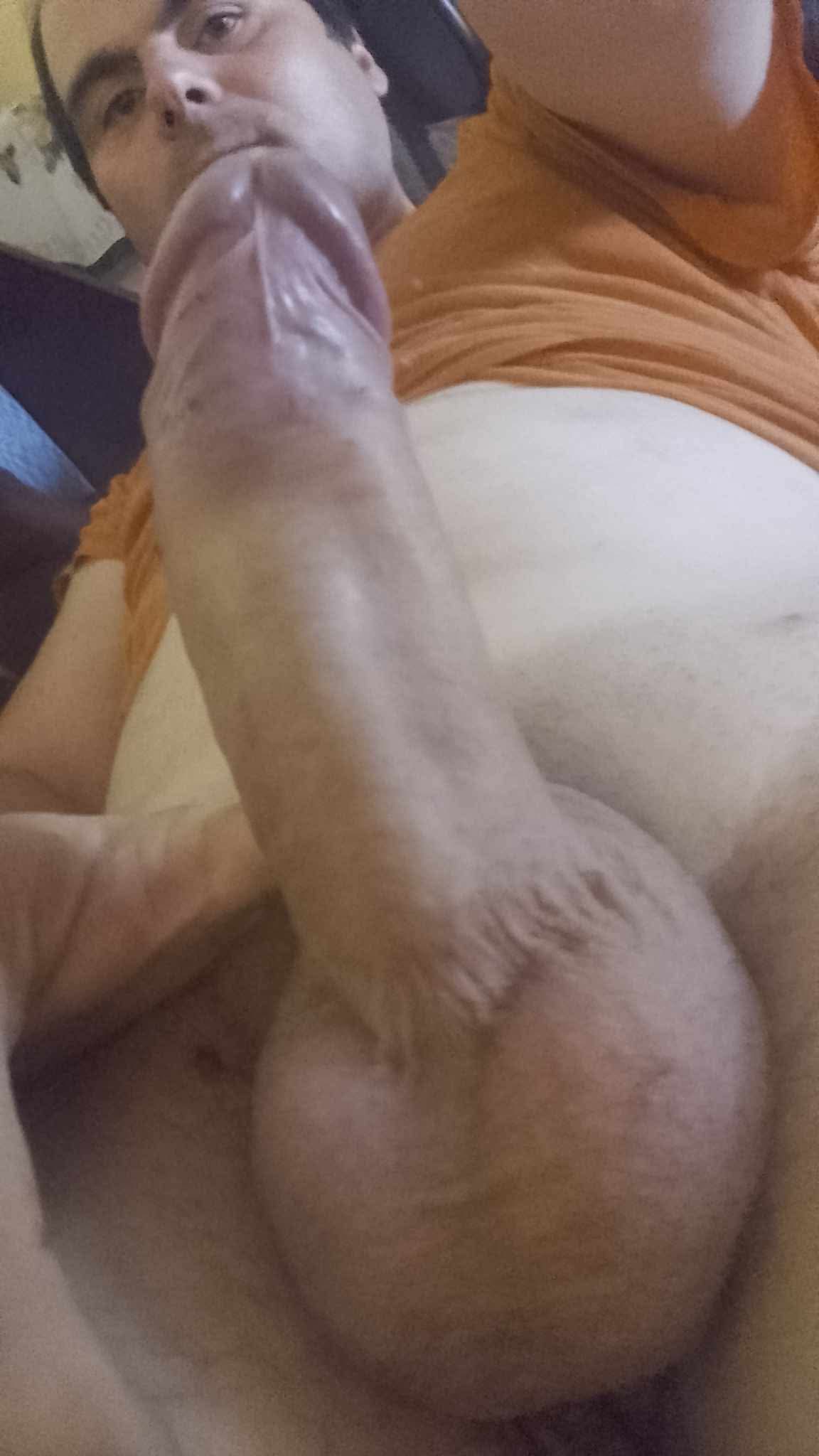 Escorta Oras: Galați - Escorta Telefon: 0754575229 -  Servicii Escorta : Salut eu sunt Marian din Tudor Vladimirescu județul Galați sunt doar activ sunt în căutarea unui pasiv care să îmi facă toate plăcerile doresc persoane serioase eu nu dețin loc cei care doresc o facem pentru mai multe detalii la telefon dar nu doresc persoane care vor să facă labă pe cameră sau pe telefon vreau realitate