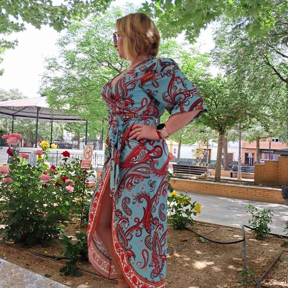 Escorta Sexy - Escorta senzuala iti pot oferi companie , suntem cuplu soț si soție mwi avem si o colegă 28 ani vă asteptam să va descoperiți cele mai ascunse fantezii si secrete suntem deschisi si naturali.  .  .  .  masaj de relaxare, intr-o ambianta placuta, clipe linistite la domiciliul meu sau al tau.  Astept domni seriosi si manierati.  Detalii la telefon - Telefon: 0757604541  Escorta Sex - Escorta senzuala iti pot oferi companie , suntem cuplu soț si soție mwi avem si o colegă 28 ani vă asteptam să va descoperiți cele mai ascunse fantezii si secrete suntem deschisi si naturali.  .  .  .  masaj de relaxare, intr-o ambianta placuta, clipe linistite la domiciliul meu sau al tau.  Astept domni seriosi si manierati.  Detalii la telefon - Telefon: 0757604541