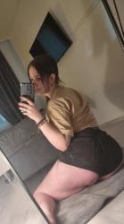 Bucuresti - Escorta Sexy - Escorta senzuala iti pot oferi companie, masaj de relaxare, intr-o ambianta placuta, clipe linistite la domiciliul meu sau al tau.  Astept domni seriosi si manierati.  Detalii la telefon