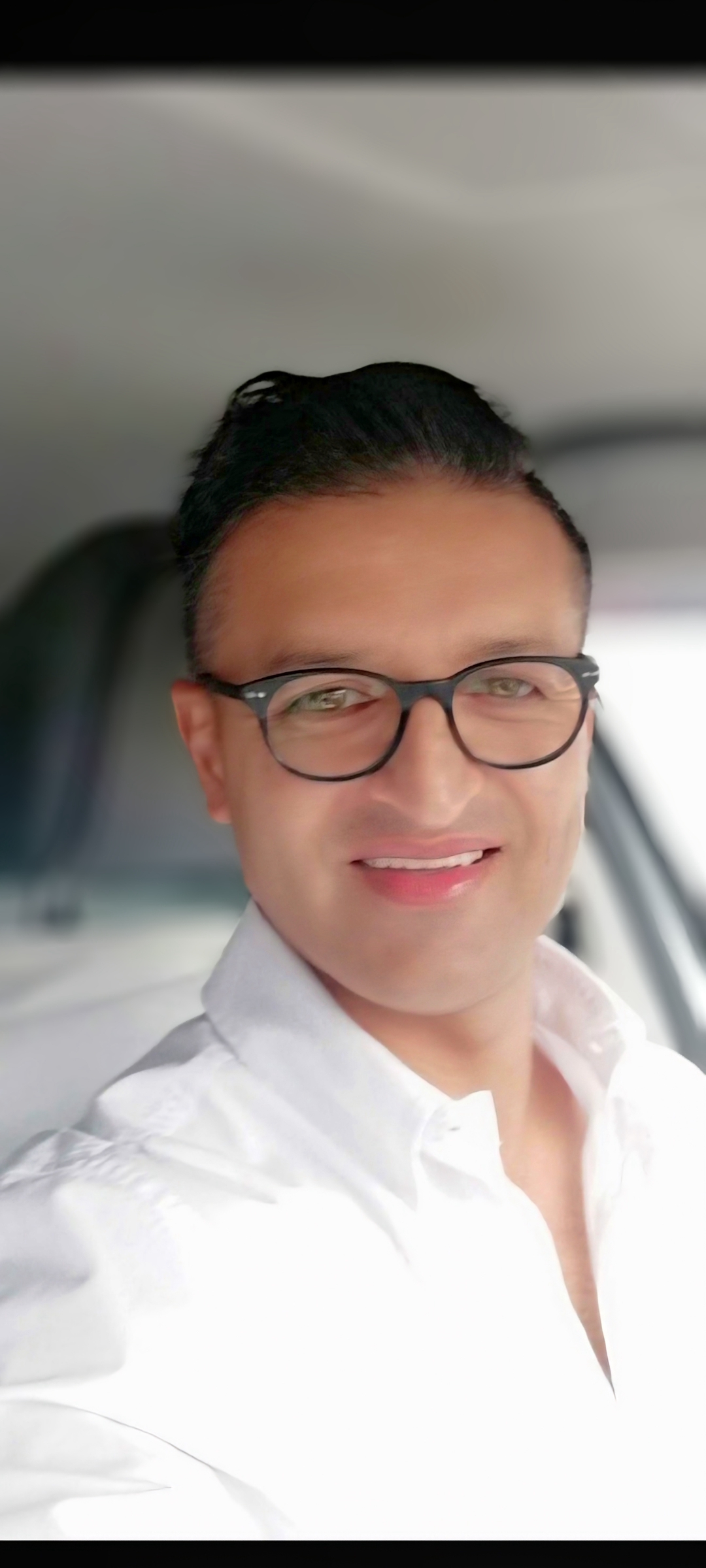 Escorta Sexy - Constanta - Dau limbi in cur Constanta - Escorta Sexy - Dau limbi in cur