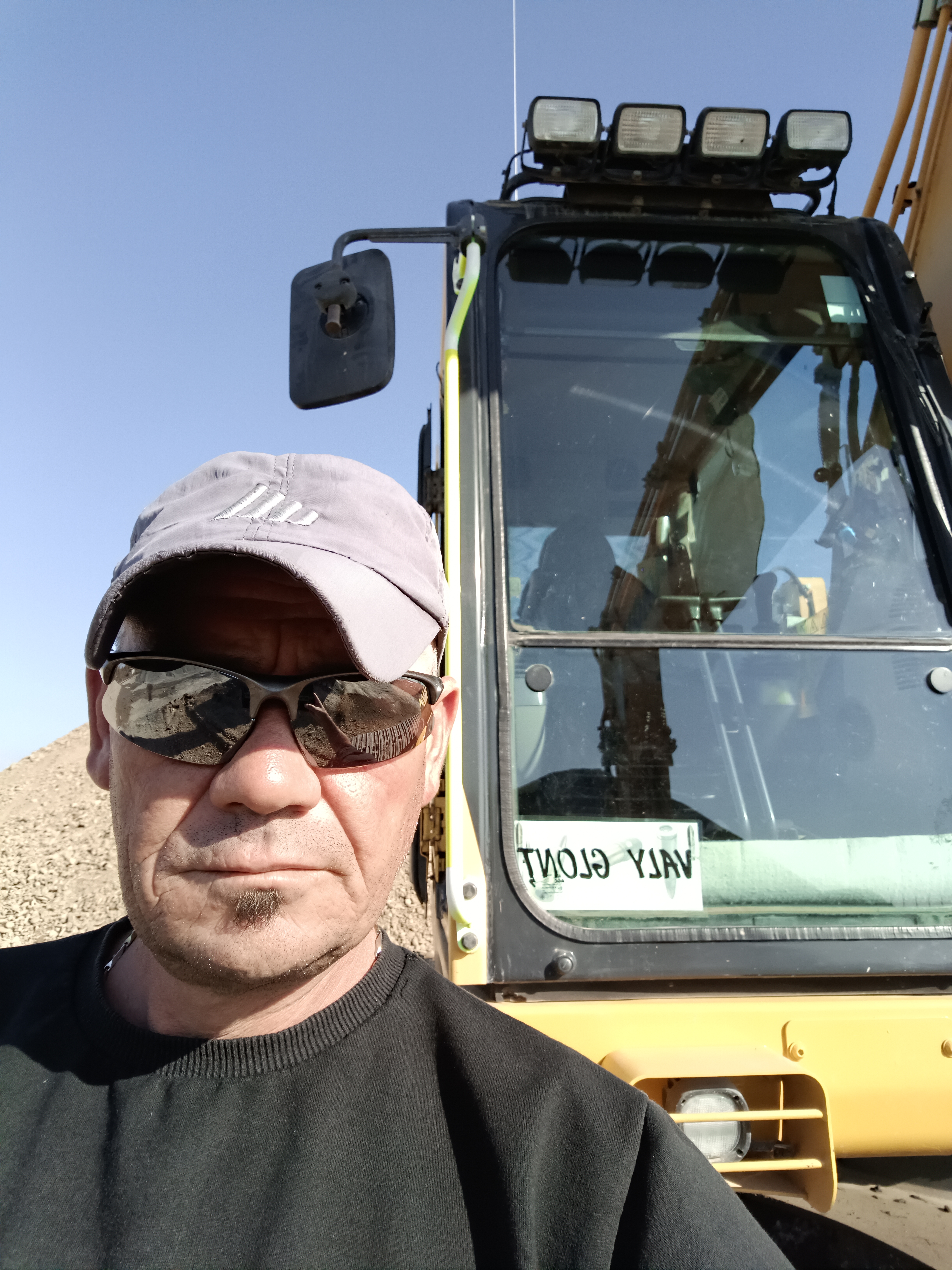 Escorta Sexy - Bucuresti - Domn manierat căsătorit ofer plăceri intime doamnelor serioase orice preferă Bucuresti - Escorta Sexy - Domn manierat căsătorit ofer plăceri intime doamnelor serioase orice preferă