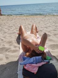 București - Escorta Sexy - Escorta senzuala iti pot oferi companie, suntem cuplu soț si soție vă asteptam să va descoperiți cele mai ascunse fantezii si secrete suntem deschisi si naturali.  .  .  .  masaj de relaxare, intr-o ambianta placuta, clipe linistite la domiciliul meu sau al tau.  Astept domni seriosi si manierati.  Detalii la telefon